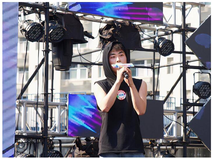 03.jpg
